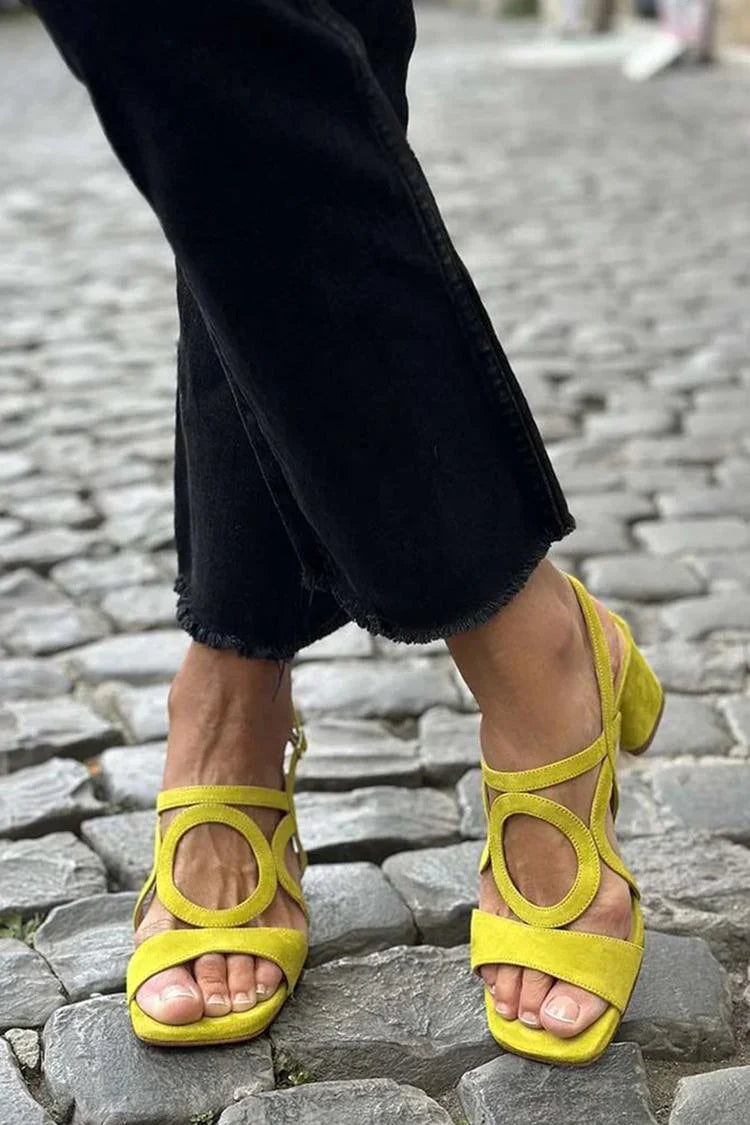 Celia | Sandalias con Aberturas