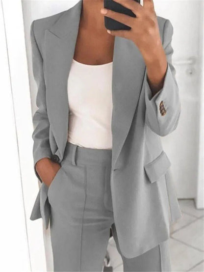 Victoria | Traje de Dos Piezas con Chaqueta y Pantalón
