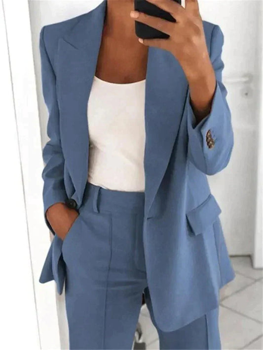 Victoria | Traje de Dos Piezas con Chaqueta y Pantalón
