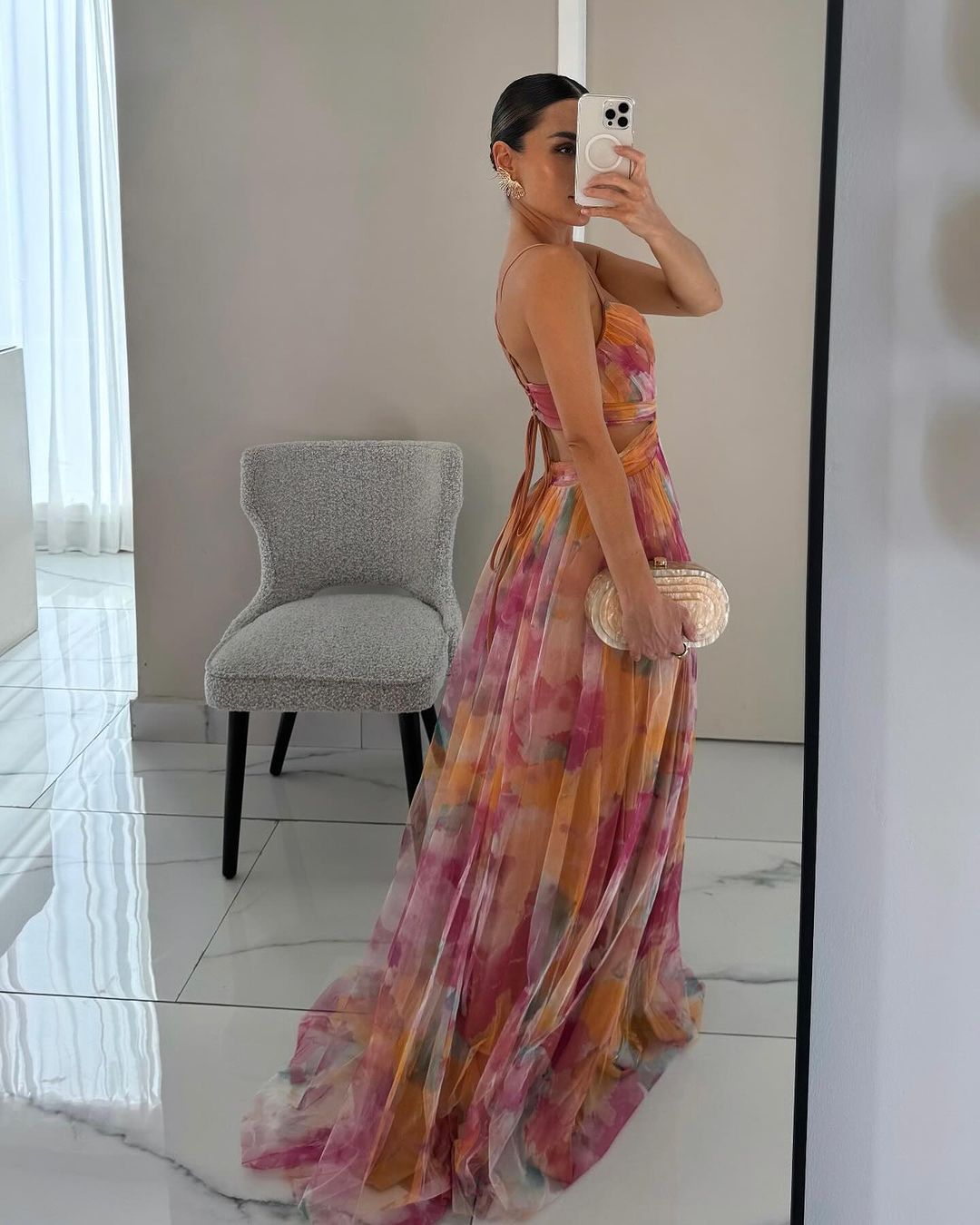 Isabel | Vestido Maxi Floral con Espalda Ajustable