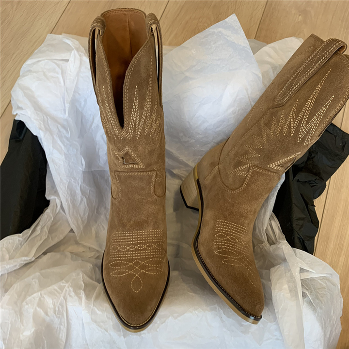 Camila | Botas Camperas de Tacón Estable
