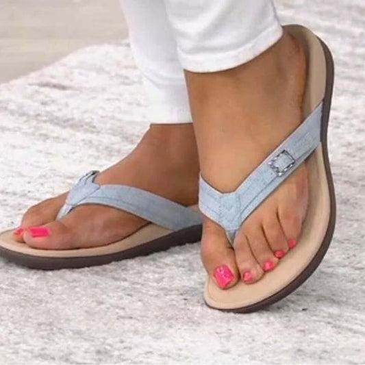 Marta | Sandalias Planas con Tira de Dedo