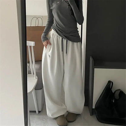 Nerea | Pantalón Deportivo Amplio con Cintura Ajustable