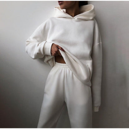 Carmen | Conjunto de Mujer con Sudadera de Capucha y Pantalón