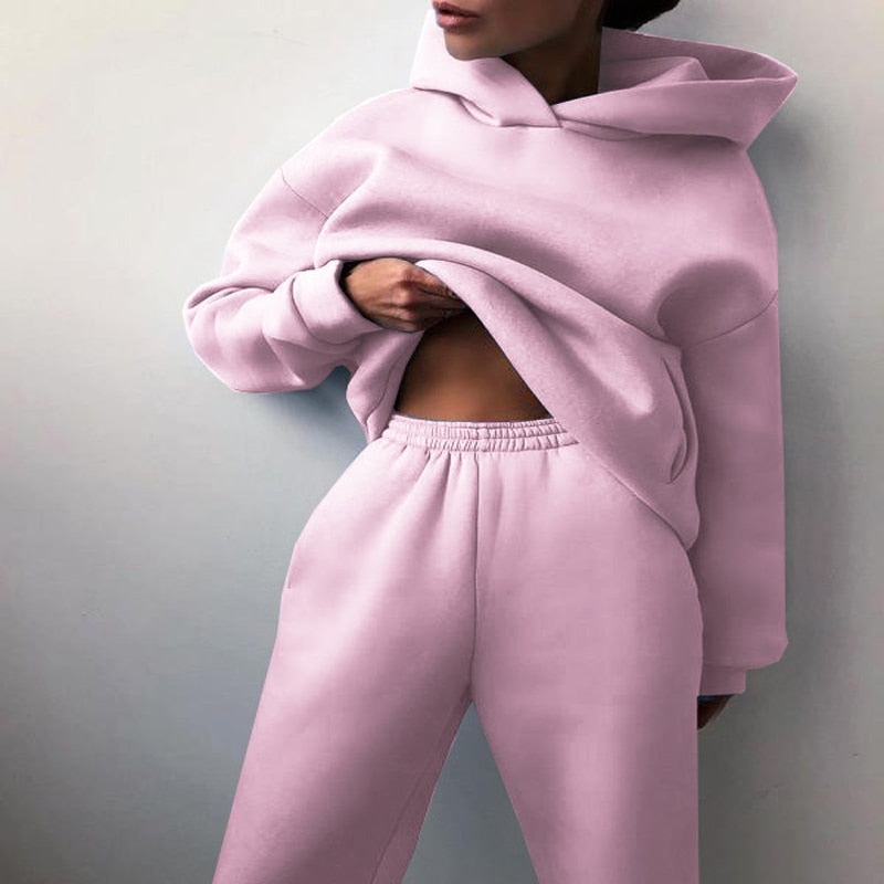 Carmen | Conjunto de Mujer con Sudadera de Capucha y Pantalón
