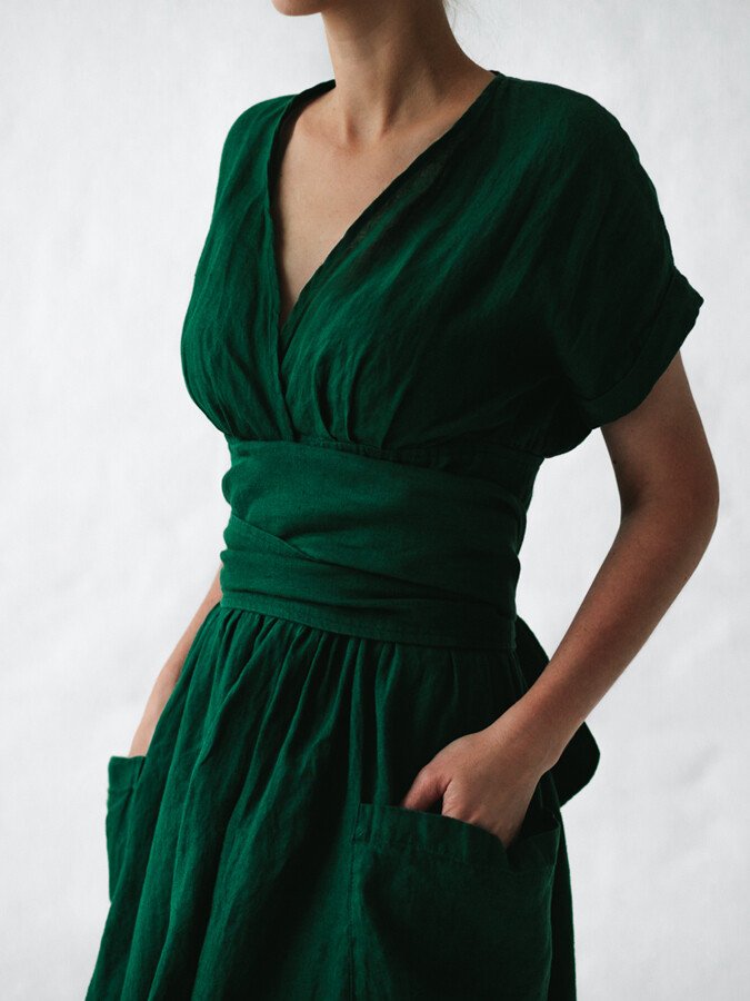 Lucía | Vestido de Lino con Cierre Ajustable