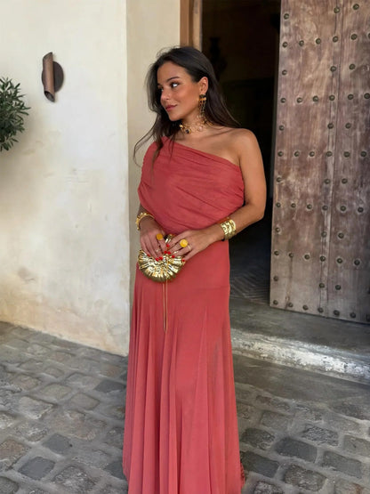 Amalia | Vestido Fluido con Hombros Descubiertos